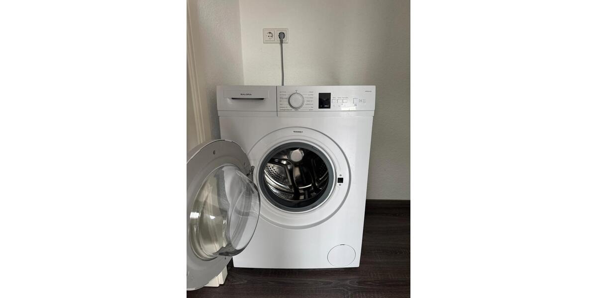 Dachgeschoßwohnung Krefeld Benrad - 2 Zimmer, 60 m&sup2;, 725&euro; | Angebot:26030039