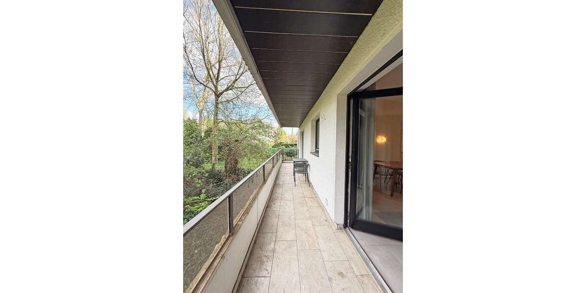 Etagenwohnung Düsseldorf Niederkassel - 2 Zimmer, 82 m&sup2;, 1.550&euro; | Angebot:26039342