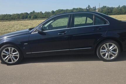 Mercedes-Benz C 250 197.000 km 8.888 &euro; Düsseldorf 40595
