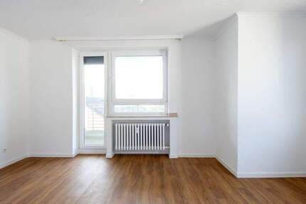 Wohnung Düsseldorf Golzheim - 2 Zimmer, 349.900&euro; | Angebot:25778707