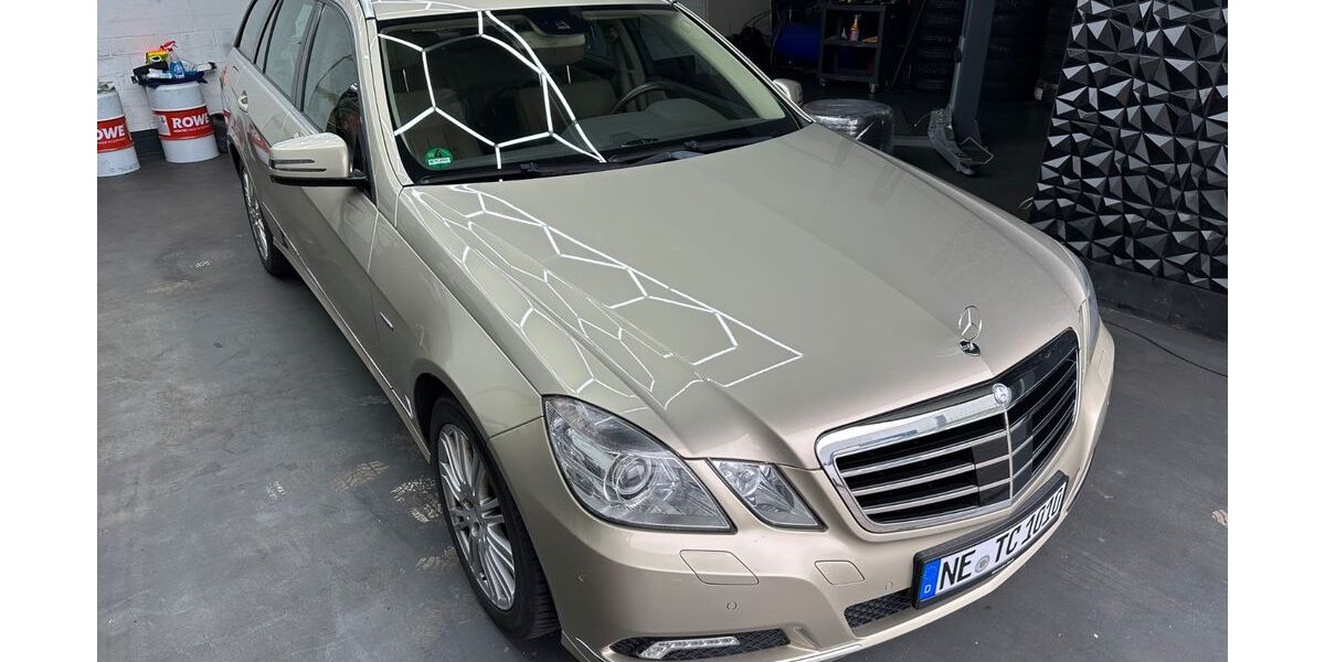 Mercedes-Benz E 250 218.000 km 9.990 &euro; Meerbusch 40670
