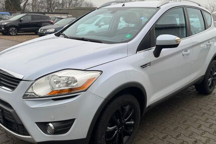 Ford Kuga 122.470 km 9.100 &euro; Moers 47445
