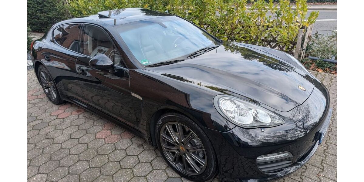 Porsche Panamera 135.119 km 26.999 &euro; Kaarst 41564