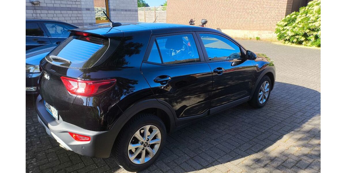 Kia Stonic 27.450 km 15.250 &euro; Jüchen 41363