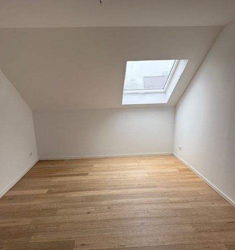 Terrassenwohnung Kaarst Vorst - 4 Zimmer, 147 m&sup2;, 2.205&euro; | Angebot:25820114