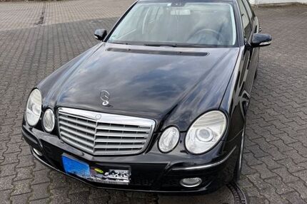 Mercedes-Benz E 280 292.000 km 7.500 &euro; Mönchengladbach 41199