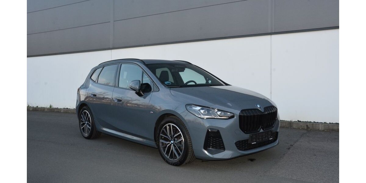 BMW 218 Active Tourer 49.200 km 29.800 &euro; Düsseldorf 40223