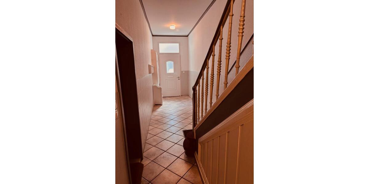 Erdgeschoßwohnung Krefeld - 1.5 Zimmer, 39 m&sup2;, 81.500&euro; | Angebot:26103876