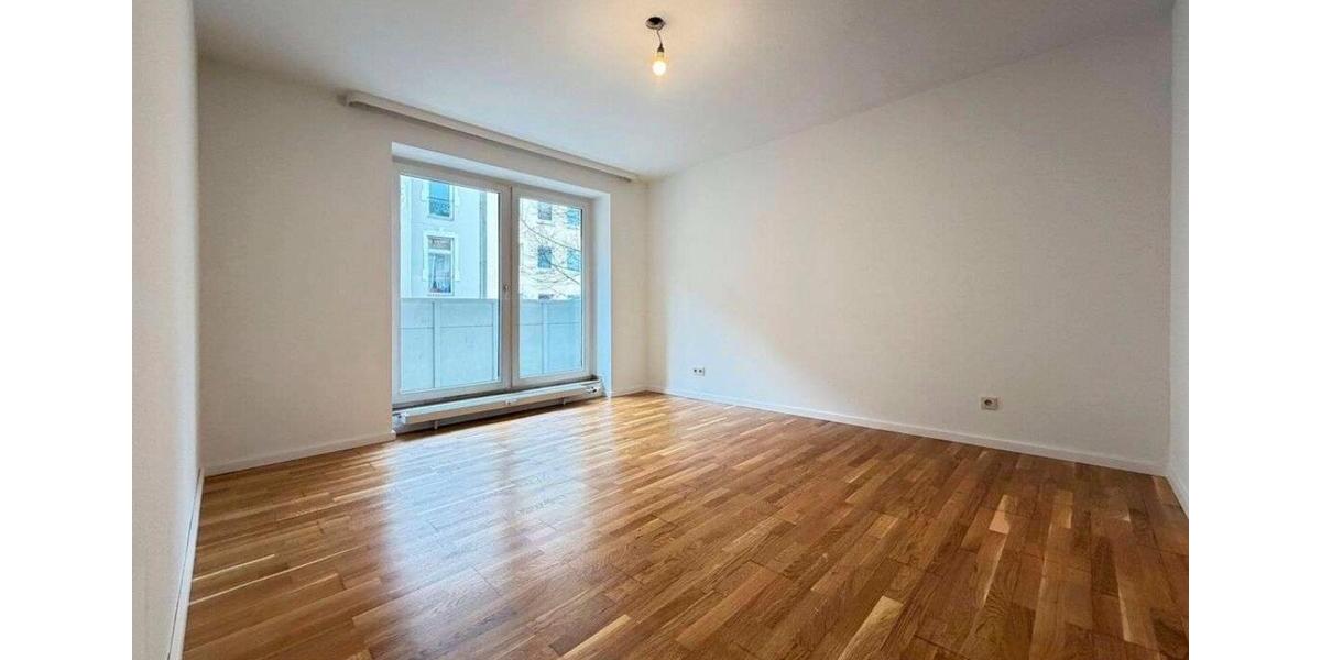 Etagenwohnung Düsseldorf Stadtbezirk 3 - 3 Zimmer, 74 m&sup2;, 1.550&euro; | Angebot:26025023