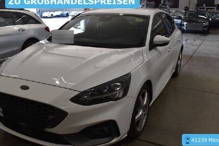 Ford Focus 89.003 km 17.690 &euro; Krefeld 47829