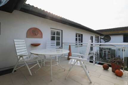 Wohnung Neuss / Grefrath Grefrath - 4 Zimmer, 176 m&sup2;, 330.000&euro; | Angebot:26063429