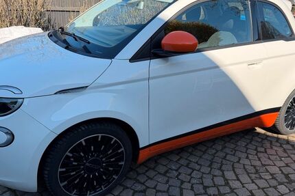 Fiat 500e 12.000 km 19.000 &euro; Kaarst 41564