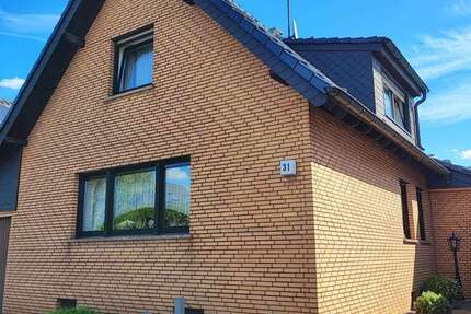 Haus Hückelhoven - 4 Zimmer, 167 m&sup2;, 359.000&euro; | Angebot:24815077