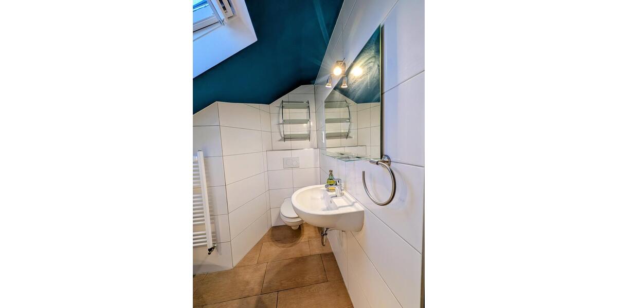 Etagenwohnung Mönchengladbach West - 1 Zimmer, 55 m&sup2;, 700&euro; | Angebot:25990069