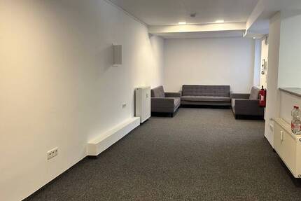 Gewerbeobjekt Düsseldorf Oberbilk - 1 Zimmer, 45 m&sup2;, 450&euro; | Angebot:25802486