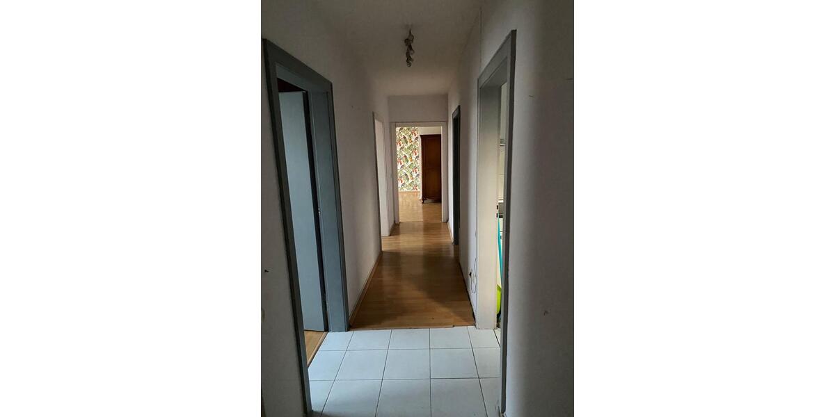 Etagenwohnung Krefeld Gartenstadt - 4 Zimmer, 91 m&sup2;, 820&euro; | Angebot:25720429