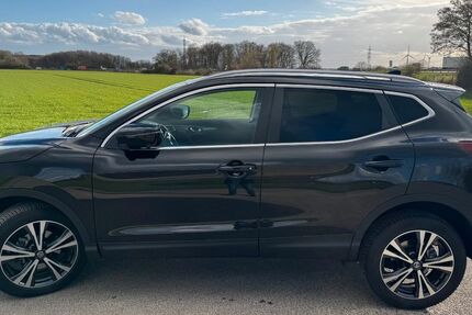 Nissan Qashqai 12.260 km 18.499 &euro; Viersen 41748