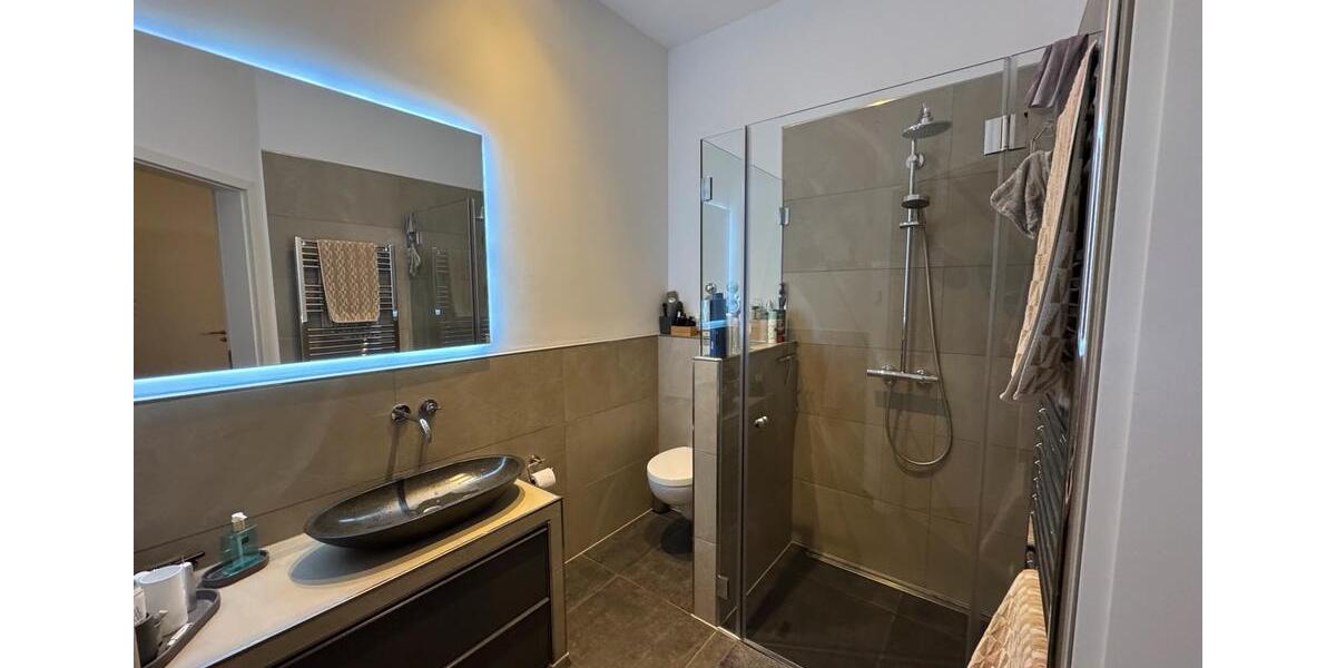 Etagenwohnung Krefeld Cracau - 3 Zimmer, 97 m&sup2;, 430.000&euro; | Angebot:26095166