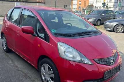 Honda Jazz 210.000 km 1.300 &euro; Mönchengladbach 41238