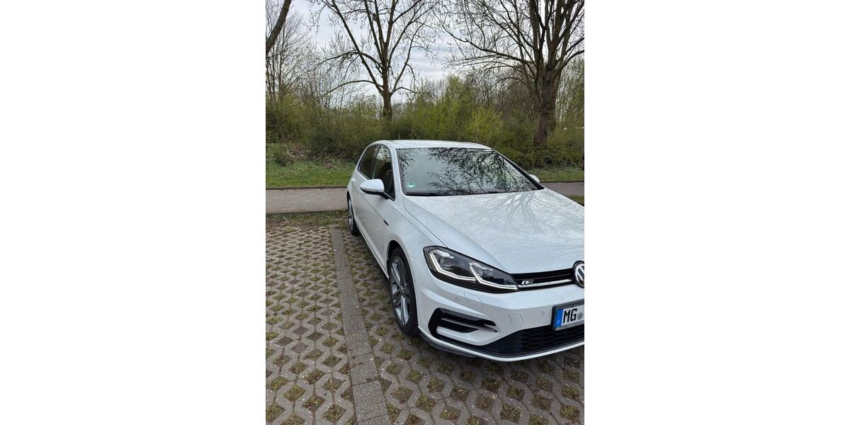 VW Golf 96.527 km 16.300 &euro; Monchengladbach 41236
