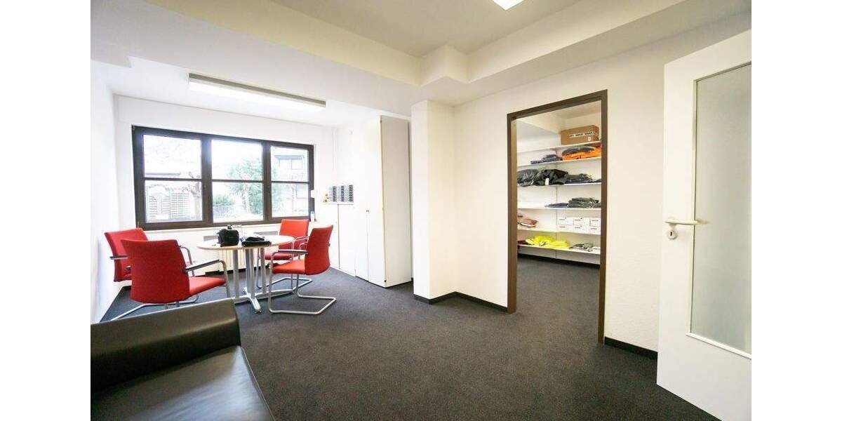 Gewerbeobjekt Krefeld Bockum - 3 Zimmer, 125 m&sup2;, 1.386&euro; | Angebot:25701923