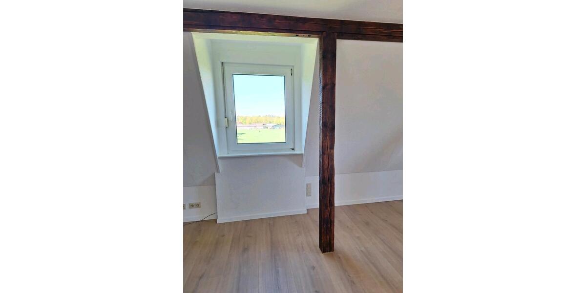 Dachgeschoßwohnung Wassenberg - 1 Zimmer, 35 m&sup2;, 450&euro; | Angebot:26618843