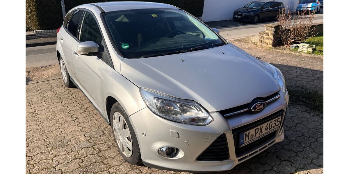 Ford Focus 209.000 km 3.900 &euro; Korschenbroich 41352