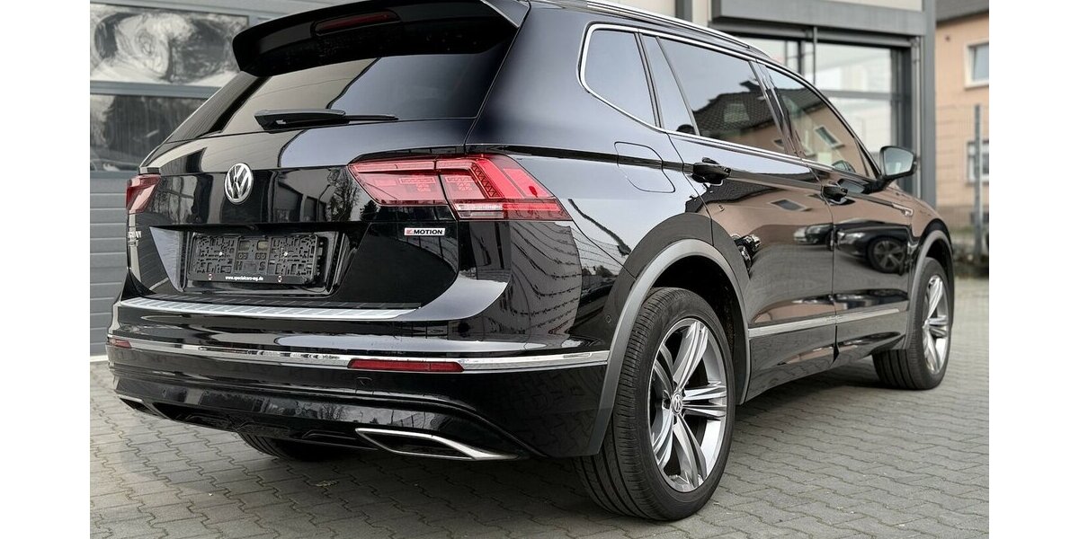 VW Tiguan Allspace R-LIne / 4Motion / Pano / Memory 99.000 km 33.490 &euro; Mönchengladbach 41066