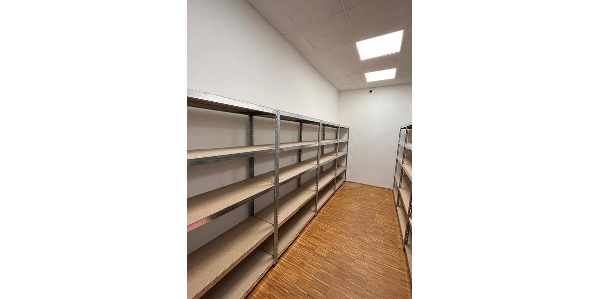 Gewerbeobjekt Mönchengladbach Süd - 350&euro; | Angebot:24684290