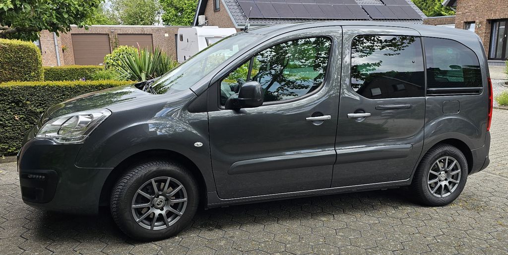 Citroen Berlingo 99.900 km 10.000 &euro; Brüggen 41379
