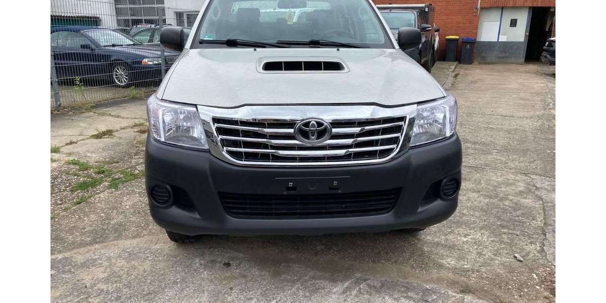 Toyota Hilux 265.000 km 12.900 &euro; Heinsberg 52525