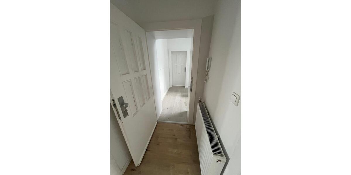 Etagenwohnung Krefeld - 2 Zimmer, 50 m&sup2;, 600&euro; | Angebot:25753608