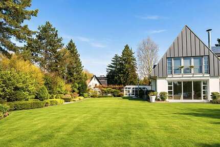 Haus Düsseldorf Stockum - 5 Zimmer, 242 m&sup2;, 1.750.000&euro; | Angebot:25450654