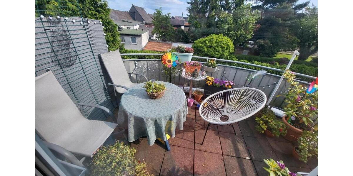 Dachgeschoßwohnung Krefeld Hüls - 2 Zimmer, 58 m&sup2;, 613&euro; | Angebot:26036366