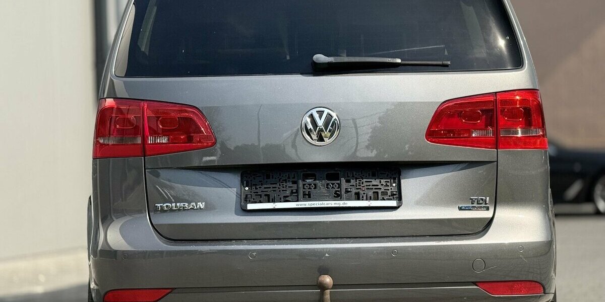 VW Touran Highline / Navi / 7 Sitze / Klima / AHK 255.000 km 7.190 &euro; Mönchengladbach 41066