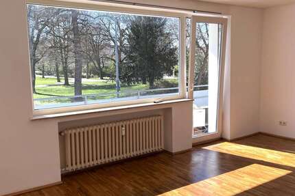 Wohnung Krefeld Cracau - 1 Zimmer, 33 m&sup2;, 380&euro; | Angebot:25897873