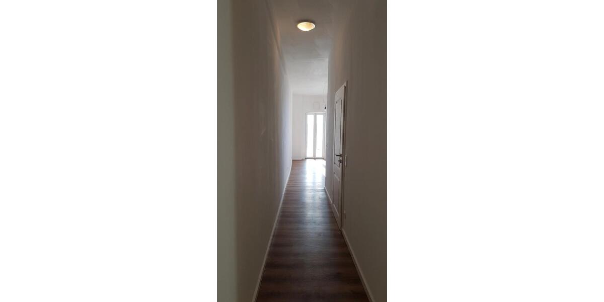 Dachgeschoßwohnung Viersen - 2 Zimmer, 60 m&sup2;, 690&euro; | Angebot:26552458
