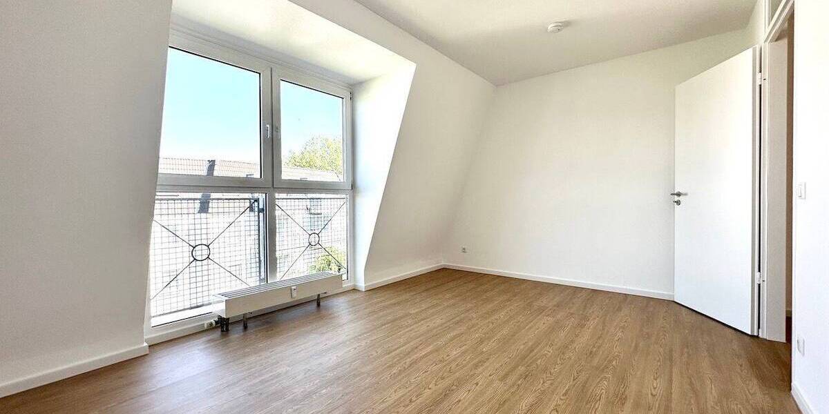 Etagenwohnung Mönchengladbach Eicken - 3 Zimmer, 77 m&sup2;, 920&euro; | Angebot:26804501