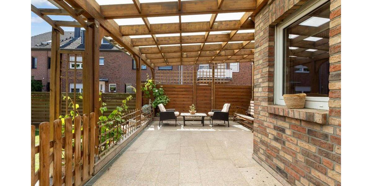 Mehrfamilienhaus, Wohnhaus Neuss Uedesheim - 1 Zimmer, 239 m&sup2;, 1.350.000&euro; | Angebot:26841932