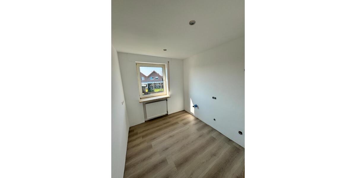 Etagenwohnung Heinsberg - 3 Zimmer, 85 m&sup2;, 850&euro; | Angebot:25840066