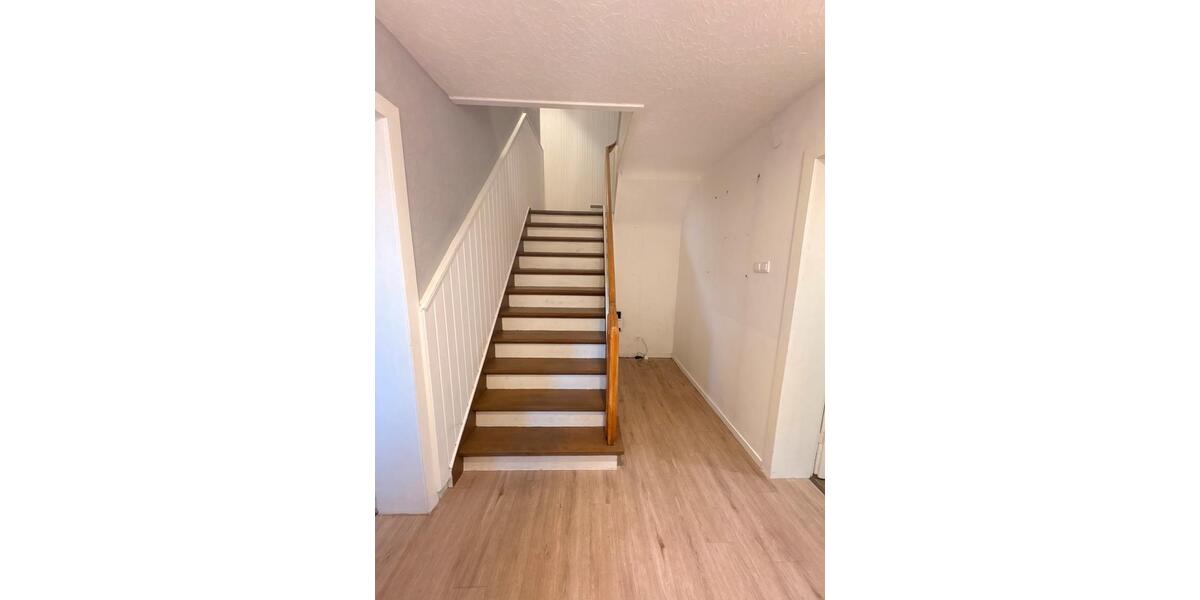 Reihenhaus Heinsberg - 6.5 Zimmer, 151 m&sup2;, 216.900&euro; | Angebot:24651416