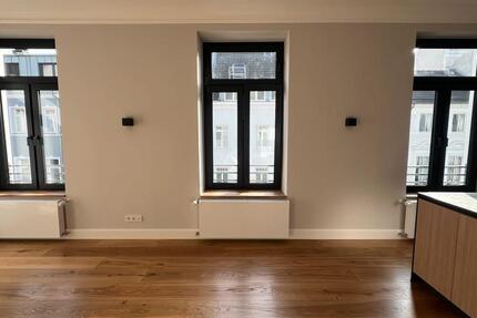 Wohnung Düsseldorf Stadtbezirk 5 - 4 Zimmer, 87 m&sup2;, 750.000&euro; | Angebot:26655398