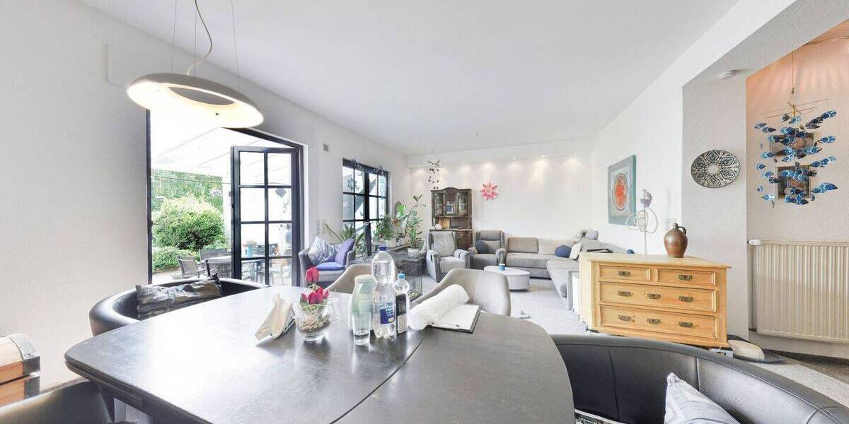 Reihenmittelhaus Erkelenz - 6 Zimmer, 226 m&sup2;, 389.000&euro; | Angebot:26893129