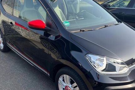 VW up! 41.000 km 6.200 &euro; Wachtendonk 47669