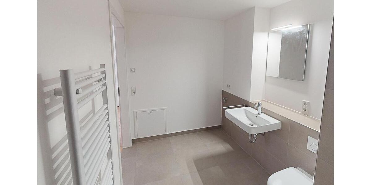 Erdgeschoßwohnung Düsseldorf Stadtbezirk 3 - 3 Zimmer, 95 m&sup2;, 1.775&euro; | Angebot:24877977