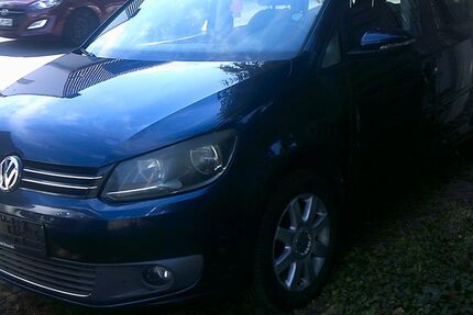 VW Touran 177.800 km 5.700 &euro; Grevenbroich 41516