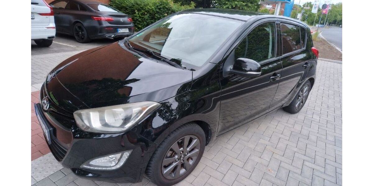 Hyundai i20 139.000 km 4.500 &euro; Mönchengladbach 41063