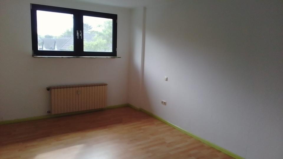Etagenwohnung Moers - 2 Zimmer, 50 m&sup2;, 700&euro; | Angebot:26635733