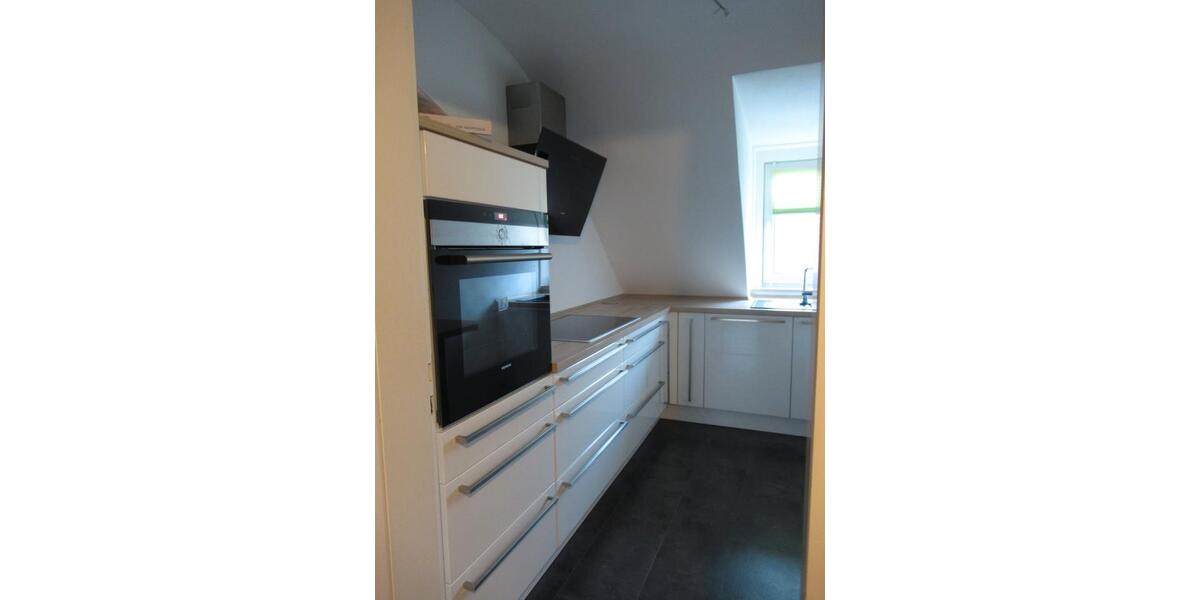 Dachgeschoßwohnung Mönchengladbach West - 3 Zimmer, 57 m&sup2;, 520&euro; | Angebot:26008394