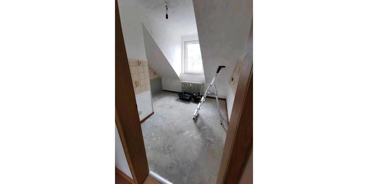 Dachgeschoßwohnung Geldern - 5 Zimmer, 110 m&sup2;, 1.250&euro; | Angebot:26549872